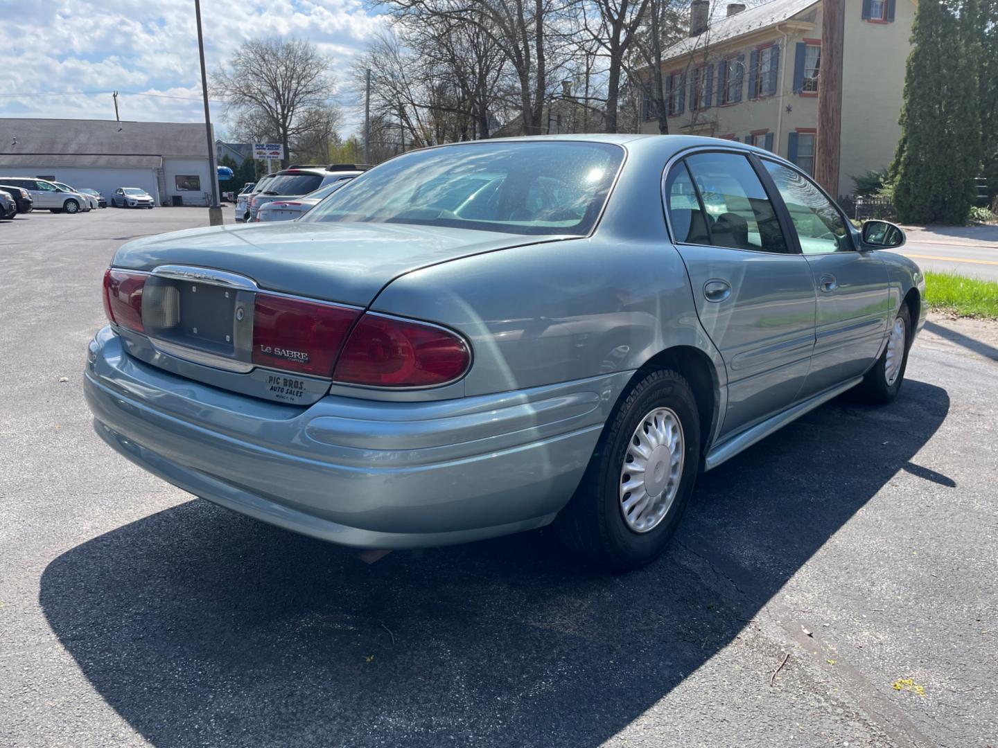 2003 blue Buick LeSabre Custom (1G4HP52K334) with an 3.8L V6 OHV 12V engine, 4-Speed Automatic Overdrive transmission, located at 101 N. Main Street, Muncy, PA, 17756, (570) 546-5462, 41.207691, -76.785942 - Photo#3